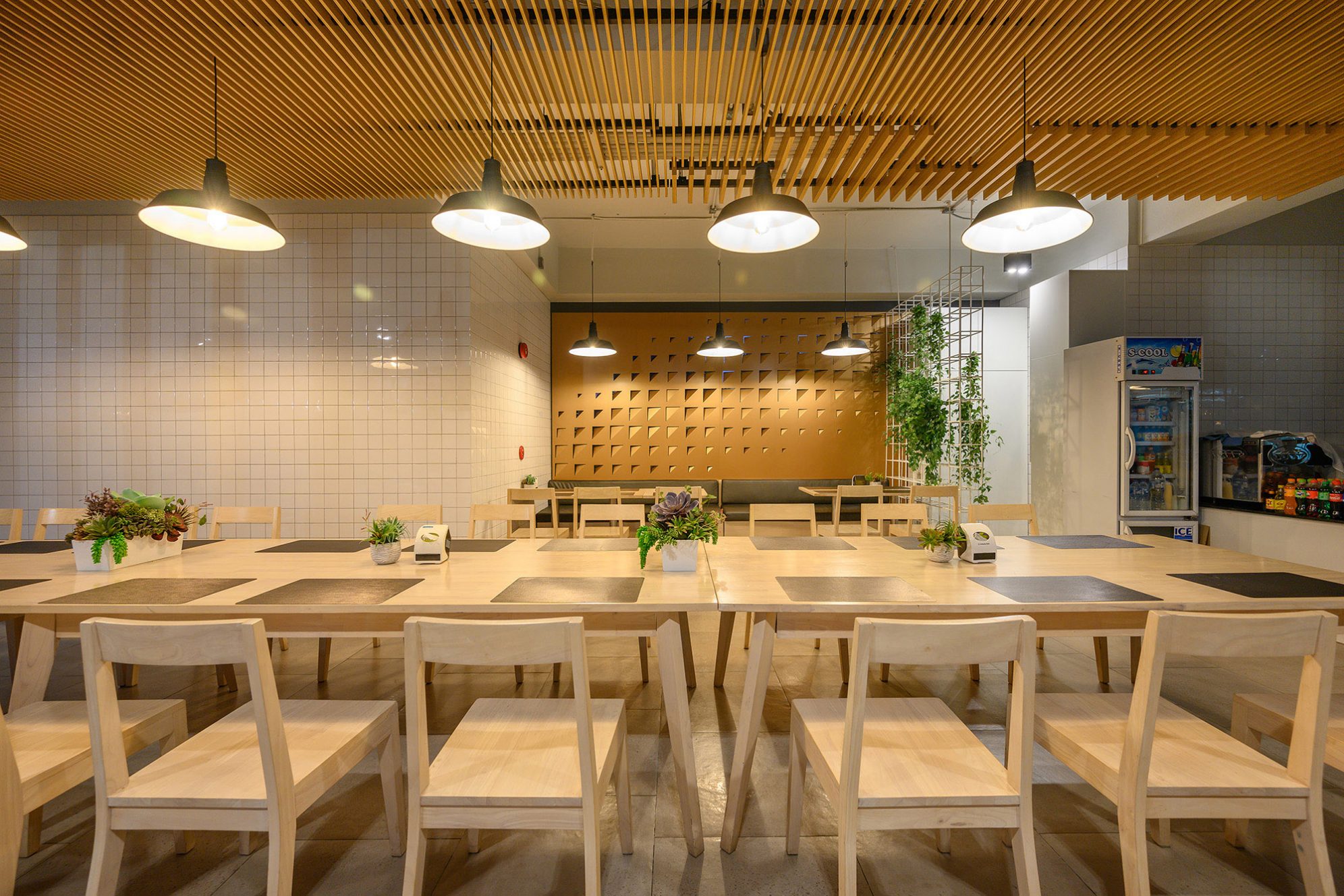 FameLine Office interior OFFICE AT